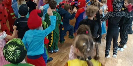 Powiększ grafikę: bal-karnawalowy-luty-2026-674627.jpg