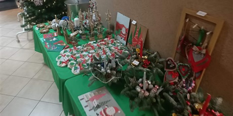 Powiększ grafikę: zapraszamy-na-kiermasz-swiateczny-665847.jpg