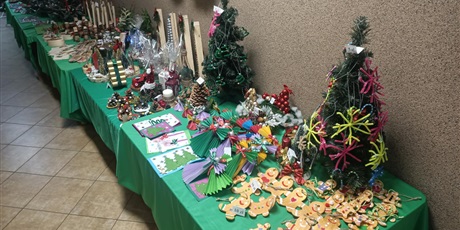 Powiększ grafikę: zapraszamy-na-kiermasz-swiateczny-665850.jpg